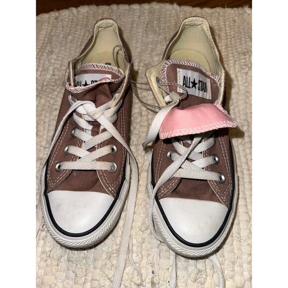 VINTAGE NEW NEVER WORN CONVERSE ALLSTAR SNEAKERS 5/7 COCOA BROWN PINK TONGUE - Picture 1 of 5